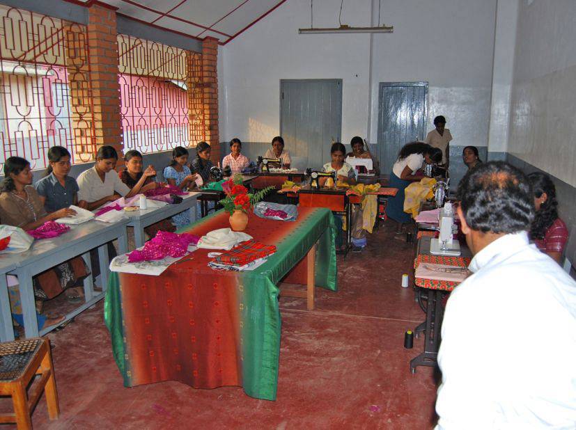 Naaischool Weduwen Nilaveli (2009)