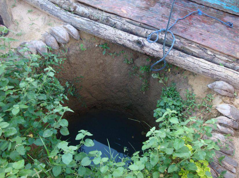 Wells and latrines (2012)